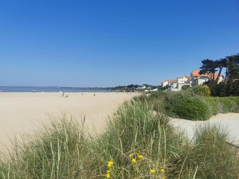 Holiday home Au Coin Fleuri *